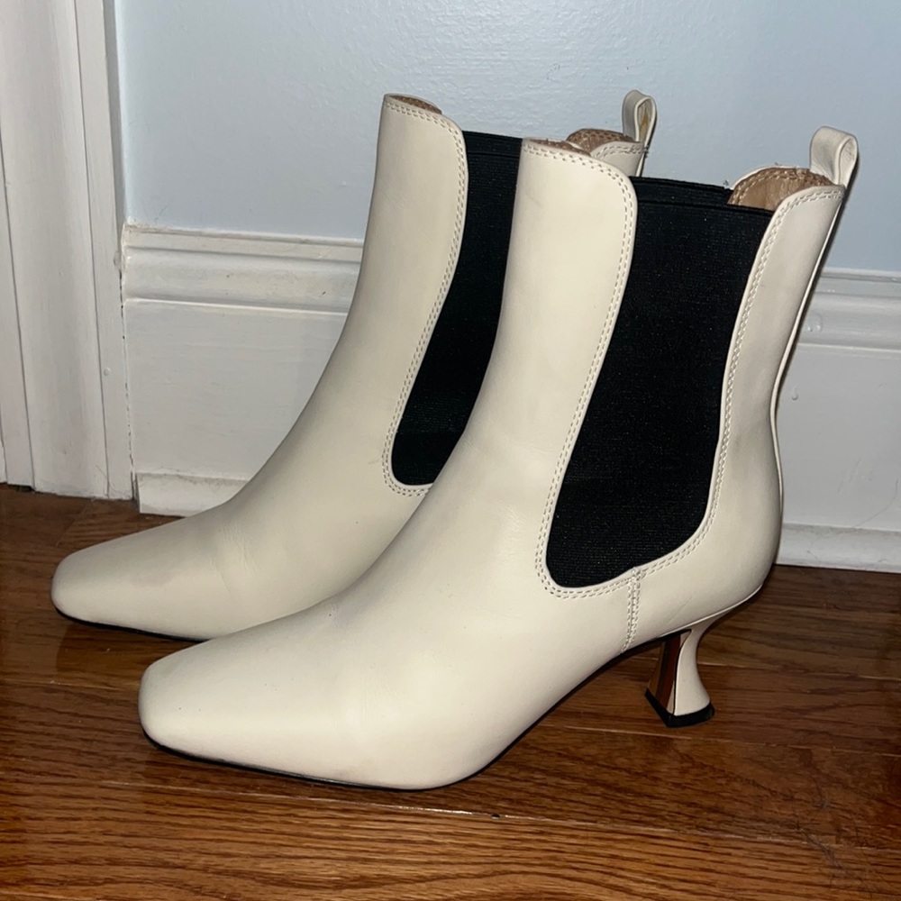Women’s Lani Sam Edelman Winter White Black Ankle Boots Sz 7.5 Square Toe 2.5”H